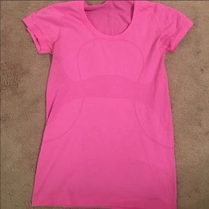 Lululemon Swifty Tee Size 8